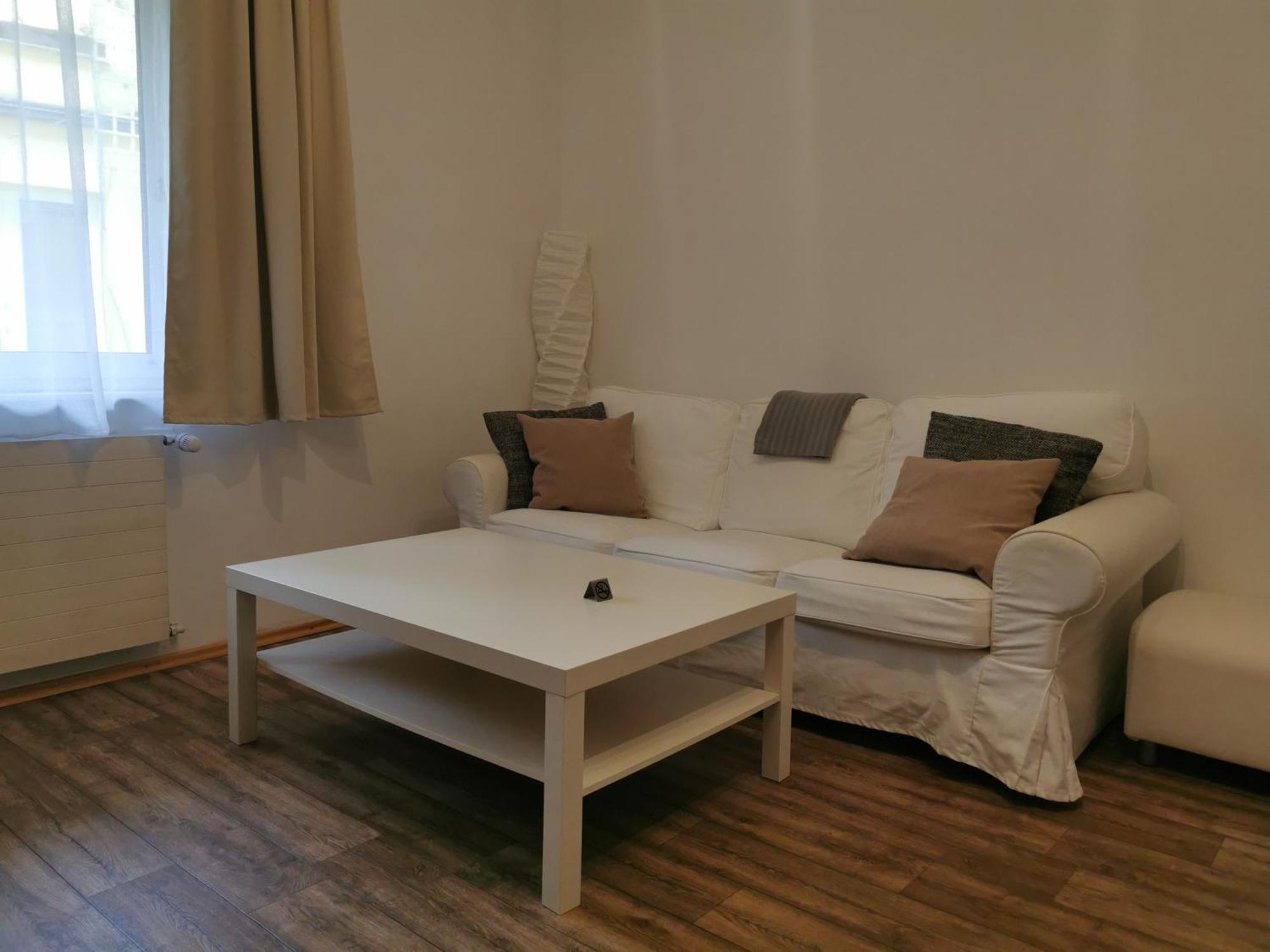 Apartamento Ferienunterkuenfte In Sievering Mit Self-check-in Viena