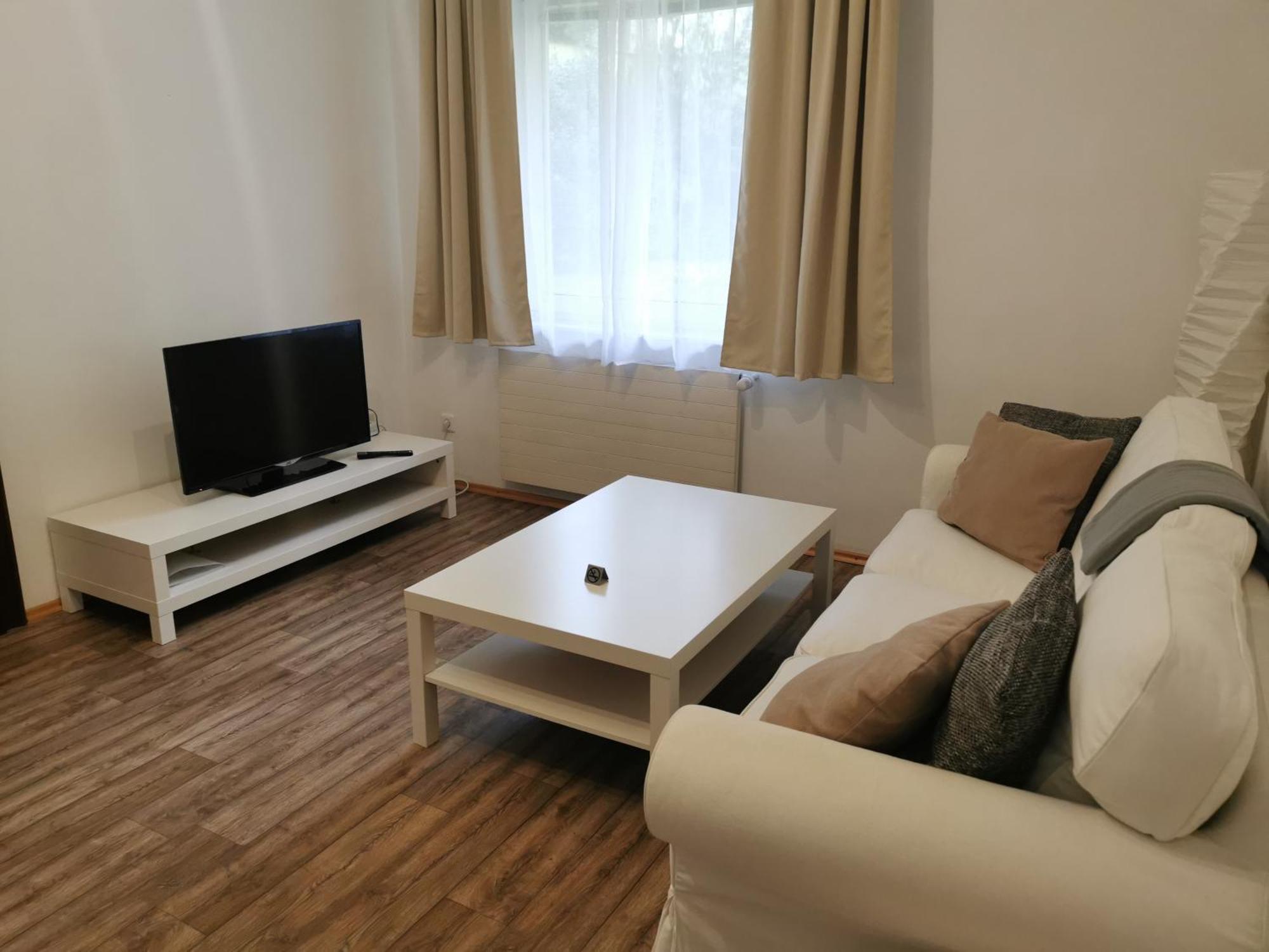 Apartamento Ferienunterkuenfte In Sievering Mit Self-check-in *