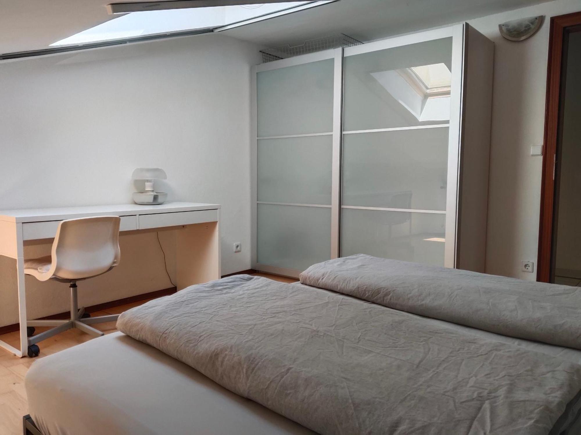 Apartamento Ferienunterkuenfte In Sievering Mit Self-check-in Viena
